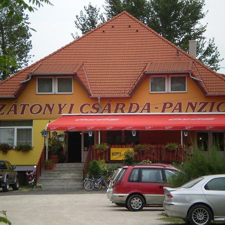 Zatonyi Csarda Panzio Dunasziget Exterior foto